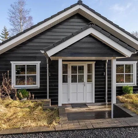 Ferienhaus Lilie - 270m From The Sea By Interhome Hals