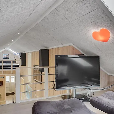 Lilie - 270m From The Sea By Interhome Hals